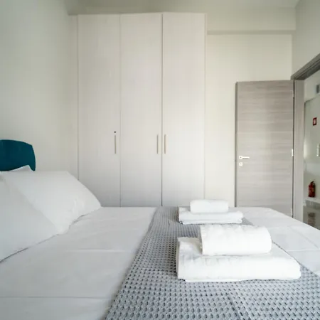 بيت للعطل Elko Luxury Maisonette - Private Pool - Sleeps 8 Nea Iraklitsa