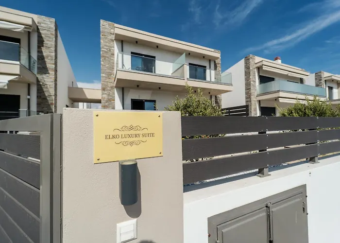 度假居 Elko Luxury Maisonette - Private Pool - Sleeps 8