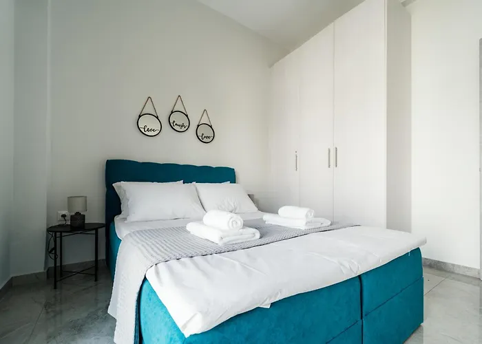 Elko Luxury Maisonette - Private Pool - Sleeps 8 度假居 *